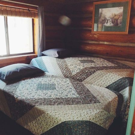 פיינטופ-לייקסייד Cozy Cub Log Cabin - Year Round Tranquil Beauty מראה חיצוני תמונה